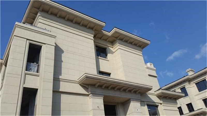 別墅門(mén)頭立柱仿石灰石涂料施工