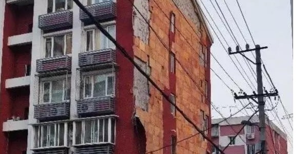 外墻保溫涂料發(fā)生脫落