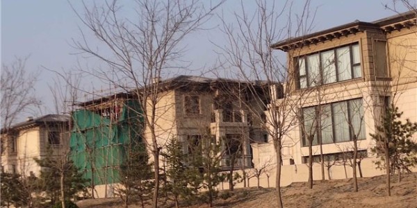 北京院子外墻陽(yáng)臺(tái)加建翻新